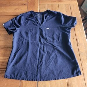 FIGS navy XL scrub top